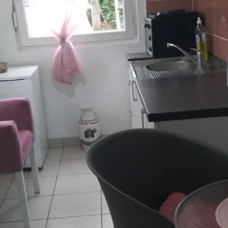 Lord Apartment *
