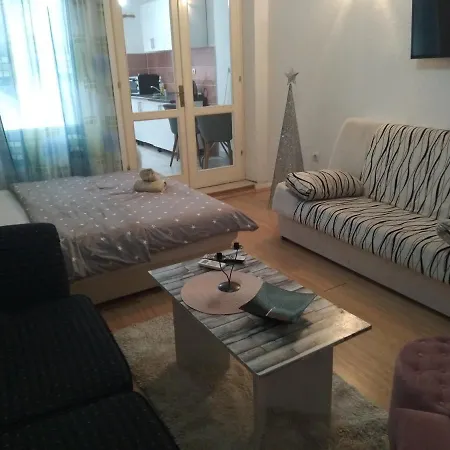 Lord Apartment *